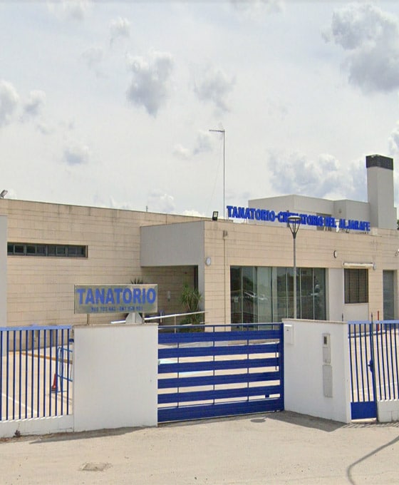 Coronas de flores para el tanatorio Santa Ana
